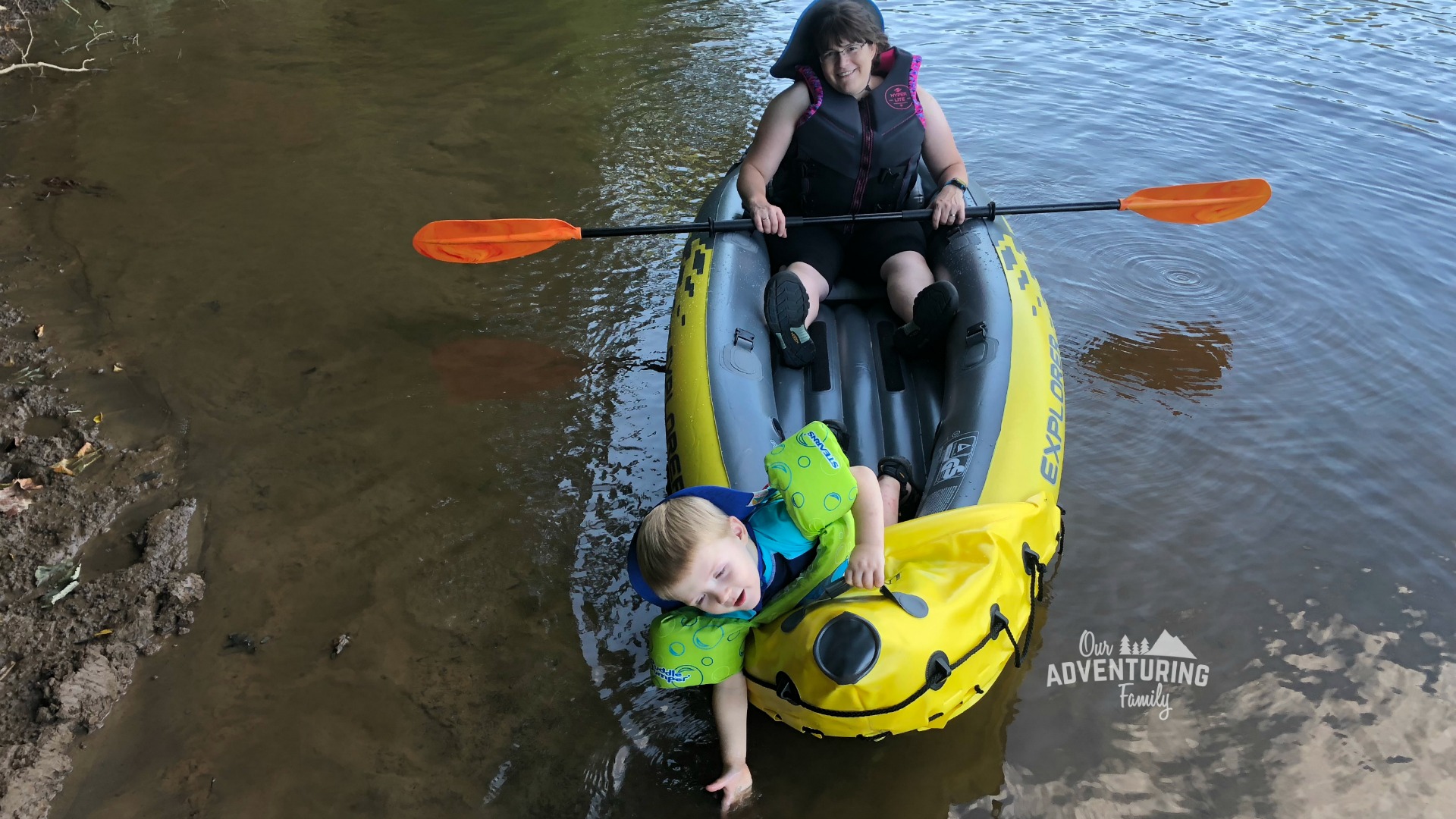 We've kayaked as a family a few times now and here's the gear we recommend for beginning kayakers who don't want to spend a lot, but still want to have fun! Find the list at ouradventuringfamily.com.